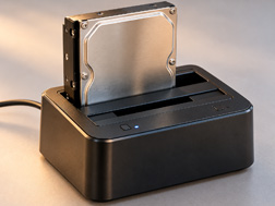 Un dock pour disques durs
